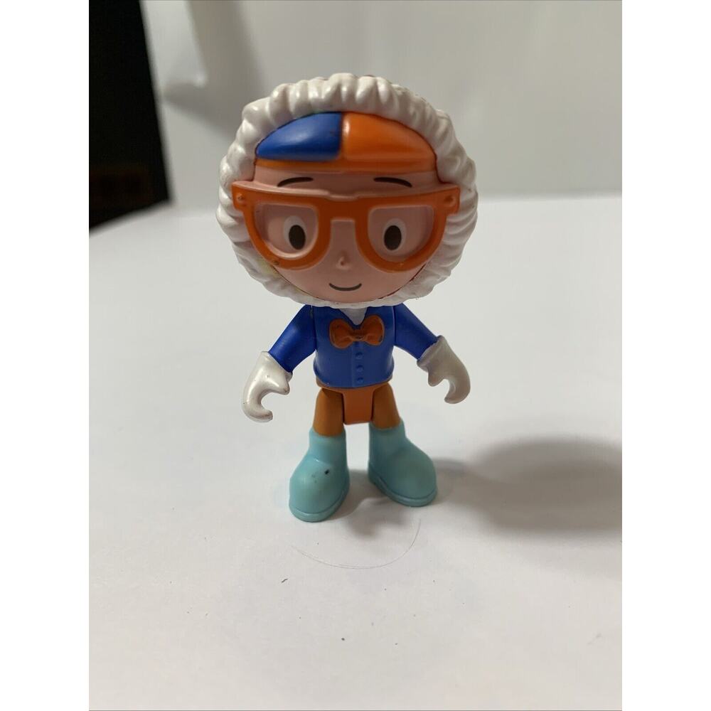 Kideo - BLIPPI - In Winter Jacket and Gloves - Toy Figure, Movable Limbs - 2.75"